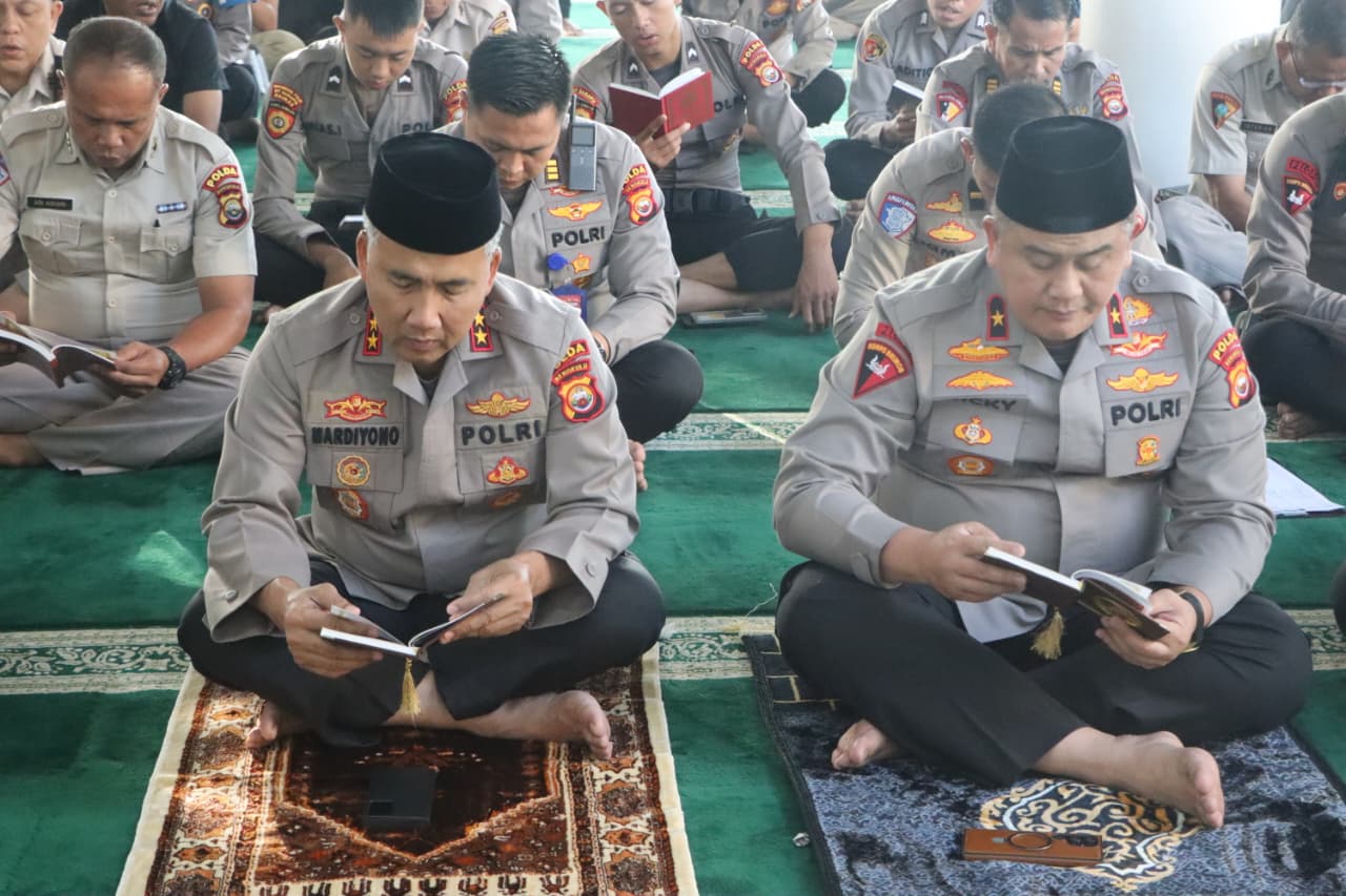 Polda Bengkulu menggelar Binrohtal bersama Kapolda