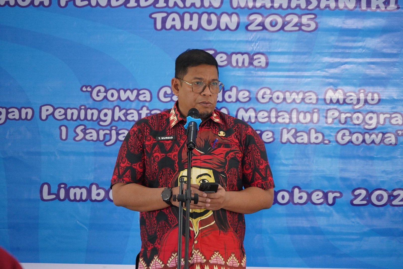 Dekan Fakultas Ushuluddin dan Filsafat UIN Alauddin Makassar Prof. Dr. Muhaimin, Direktur LPM Zaenal, Dekan Fakultas Ushuluddin dan Filsafat UIN Alauddin Makassar Prof. Dr. Muhaimin, Direktur LPM Zaenal,