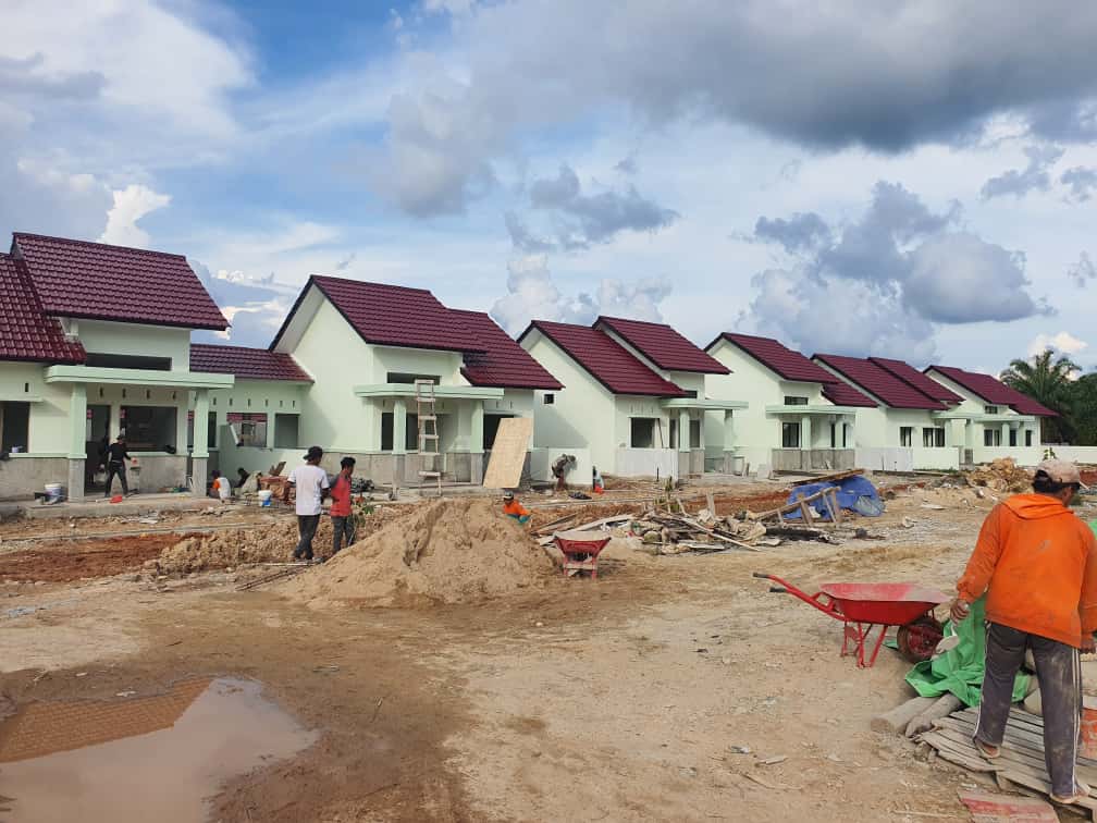 Pembangunan rumah dinas prajurit Kodim 1210 Landak Pembangunan rumah dinas prajurit Kodim 1210 Landak
