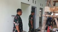 Danrem 121/Abw Brigjen TNI Purnomosidi meninjau pembangunan rumah dinas prajurit Kodim 1210/Landak