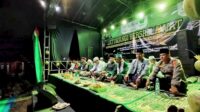 Kapolsek Jatiwangi AKP Rudy Djunardi menghadiri peringatan Maulid Nabi dan Hari Santri Nasional di Desa Cibentar, Majalengka