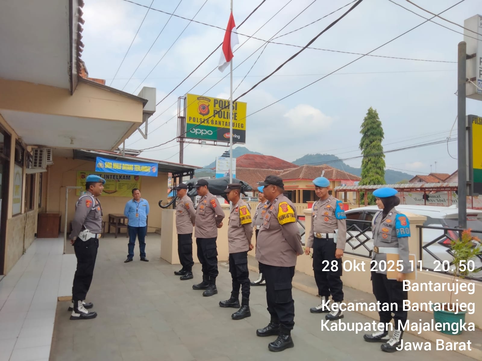 Kasi Propam Polres Majalengka, Iptu Yudhi Simanjuntak, pimpin kegiatan Gaktibplin untuk meningkatkan disiplin dan profesionalisme personel