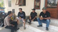 Bhabinkamtibmas Polsek Maja Brigadir Heri Pangestu melaksanakan sambang warga di Desa Kertabasuki untuk mempererat silaturahmi