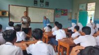 Bhabinkamtibmas Polsek Jatiwangi Aipda Nanang menggelar sosialisasi penerimaan murid baru SMA Kemala Taruna Bhayangkara di SMPN 2 Jatiwangi.