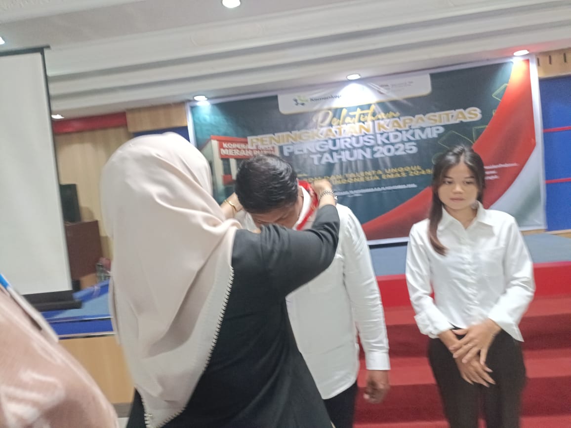 Disperindagkop UKM Sintang mendorong Koperasi Merah Putih dikelola secara modern dan berkelanjutan.