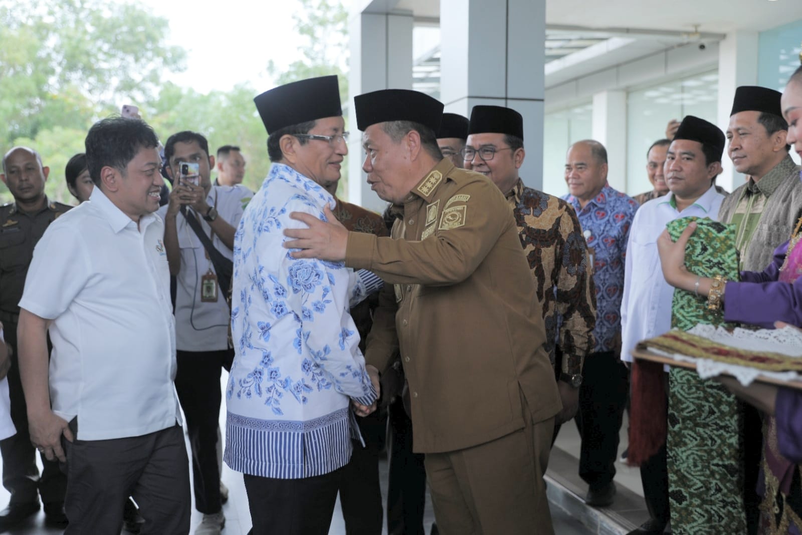 Gubernur Hidayat menyambut Menag RI dan Wakil Kepala BPS dalam kunjungan kerja di Bangka Belitung