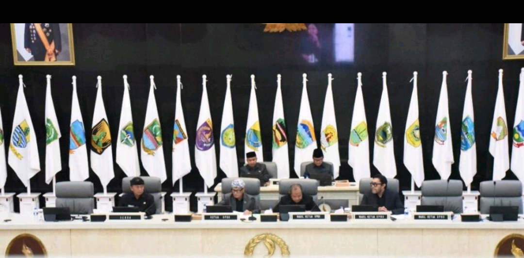 Screenshot 2025 11 18 13 31 42 70 c37d74246d9c81aa0bb824b57eaf7062