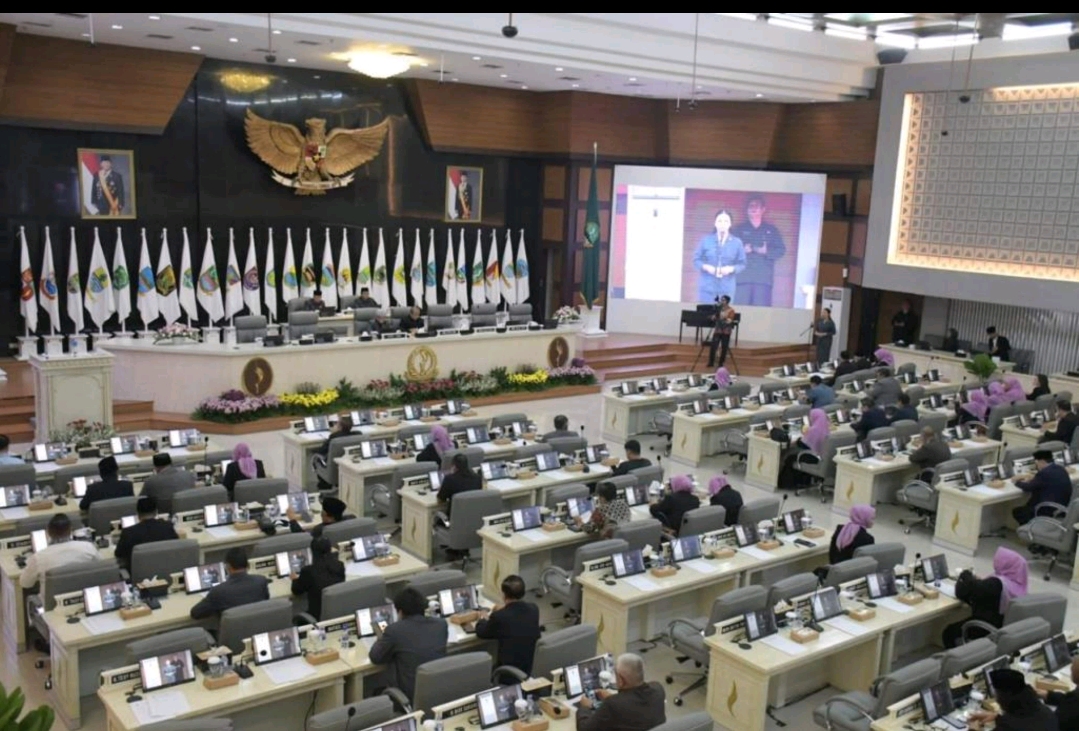 Rapat Paripurna DPRD Jawa Barat