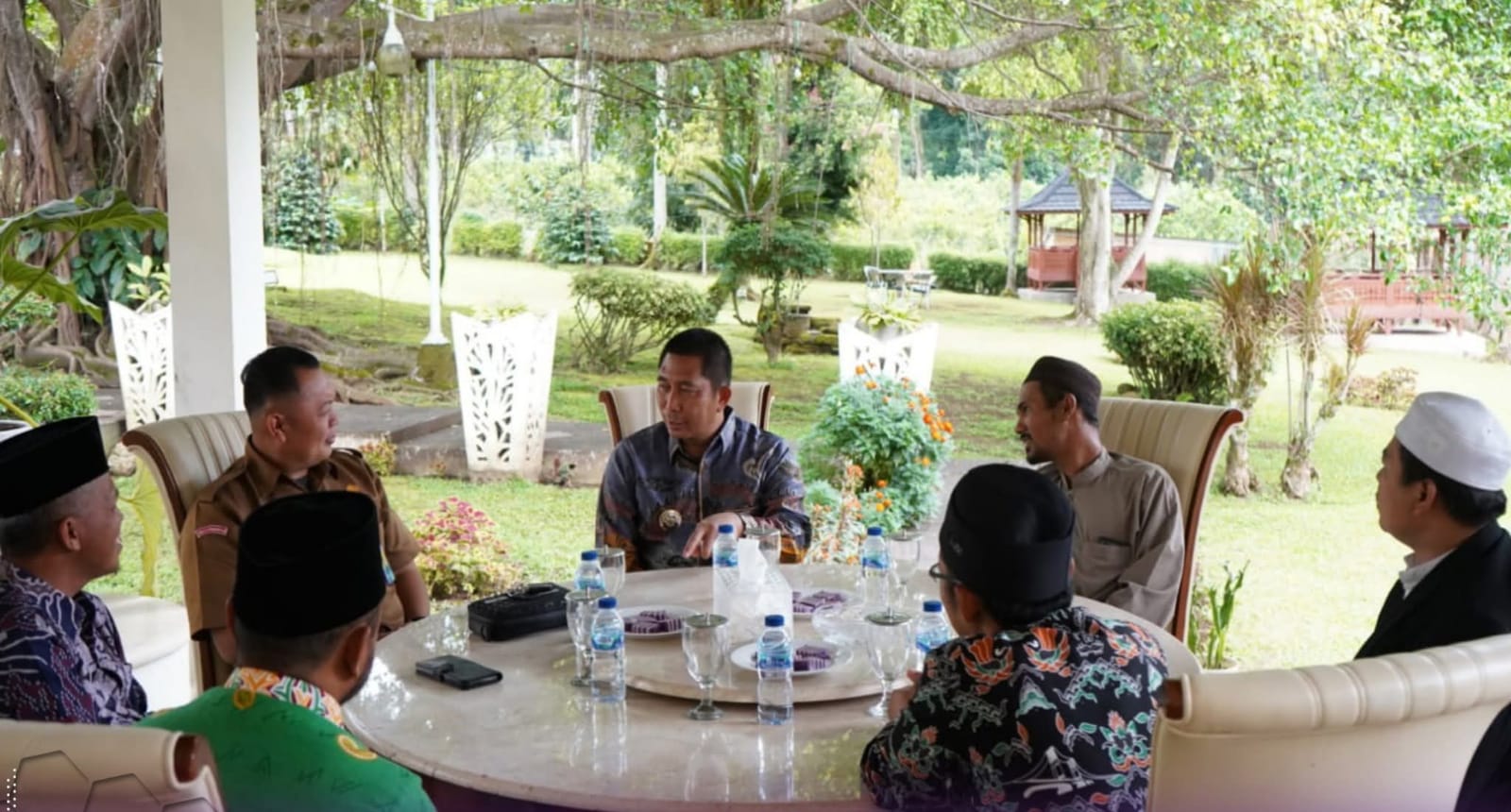 Wali Kota Pagar Alam Ludi Oliansyah menerima kunjungan pengurus dan anggota MUI Kota Pagar Alam di Rumah Dinas Wali Kota