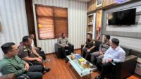 Kajari Humbahas Donald Togi Joshua Situmorang melakukan kunjungan silaturahmi ke Kapolres Humbahas AKBP Arthur Sameaputty