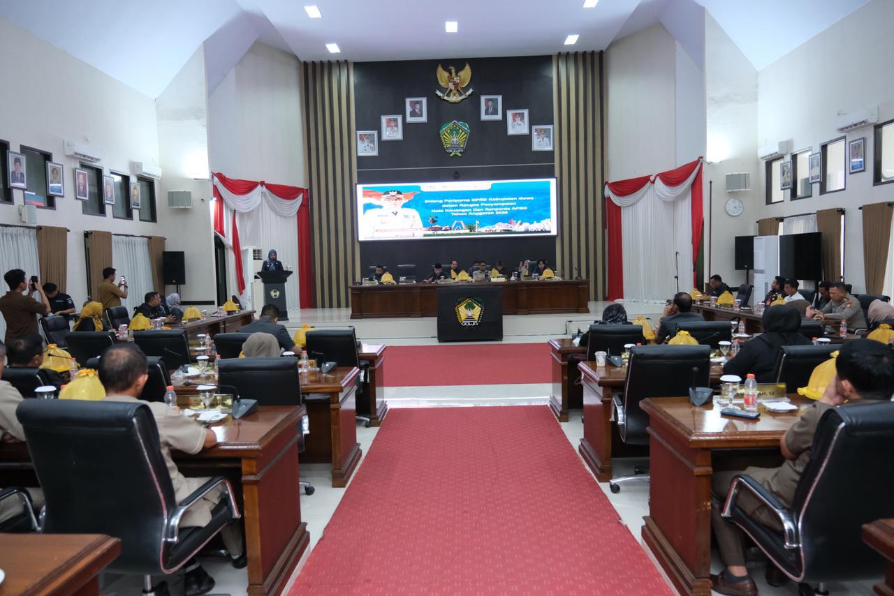 Ruang Rapat Paripurna Kantor DPRD, Senin (24/11). Ruang Rapat Paripurna Kantor DPRD, Senin (24/11).