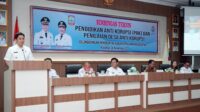 Pemkab Lampung Selatan menggelar Bimtek Pendidikan Antikorupsi dan Penilaian Desa Antikorupsi bersama KPK RI untuk memperkuat transparansi, integritas, dan tata kelola pemerintahan desa.