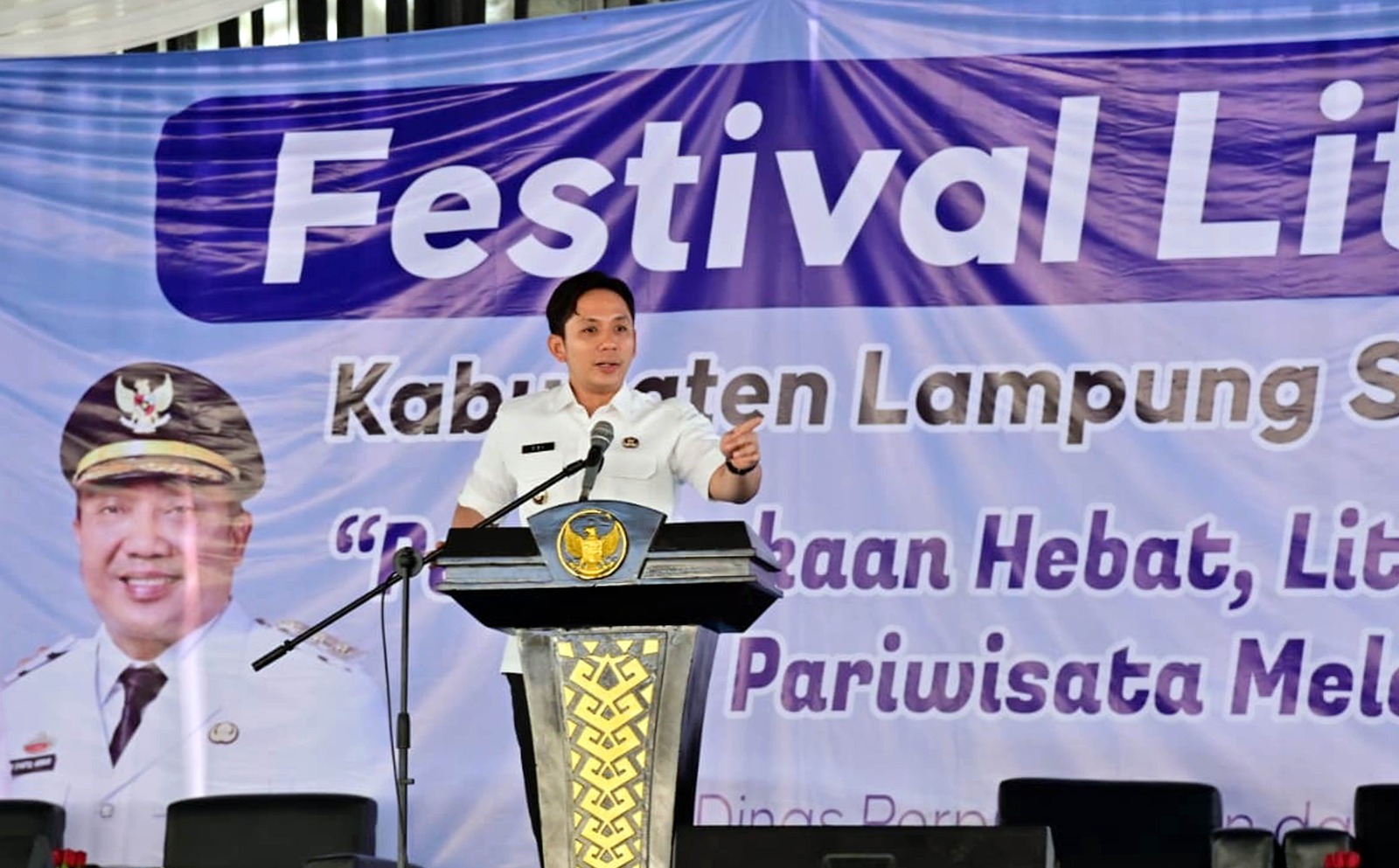 Festival Literasi Lampung Selatan 2025 resmi dibuka. Bupati Egi menekankan pentingnya literasi dan storytelling untuk memperkuat pariwisata serta membangun persepsi positif daerah.