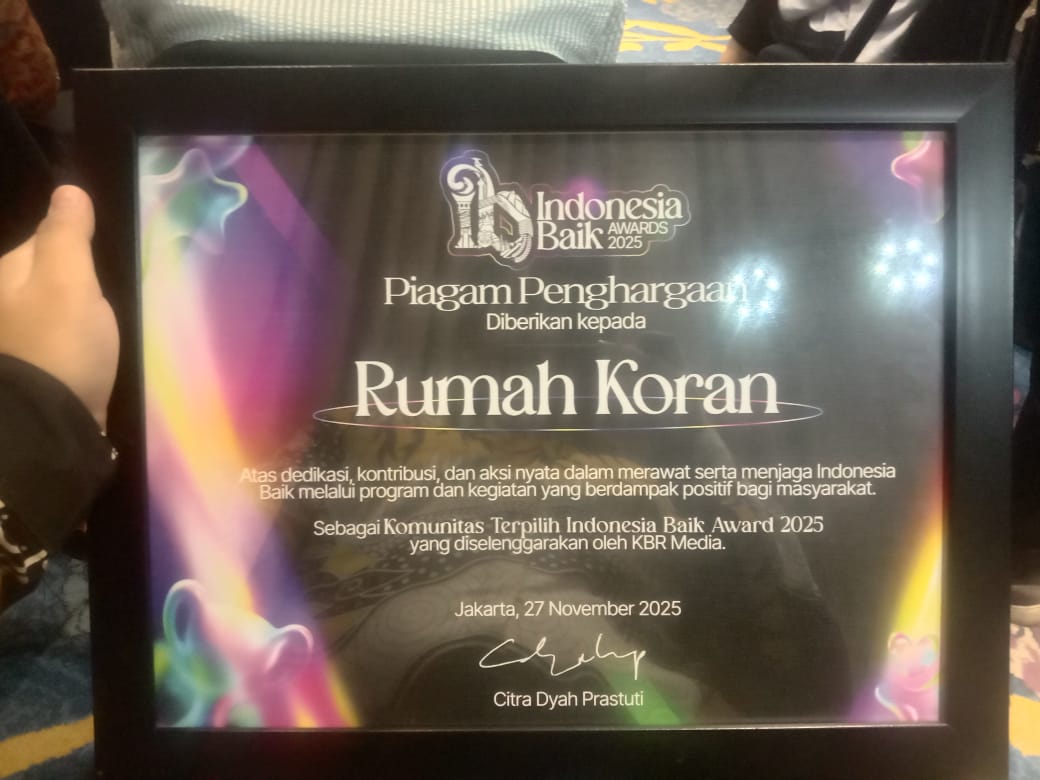 Rumah Koran Gowa meraih Indonesia Baik Awards 2025 atas kontribusi nyata dalam literasi lingkungan dan pertanian berkelanjutan di Desa Kanreapia