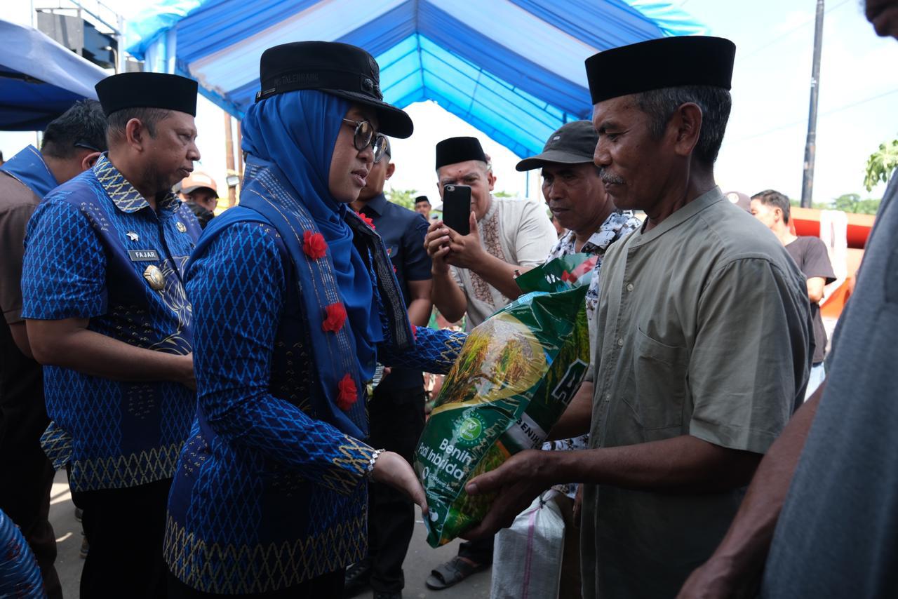 Pemkab Gowa menegaskan komitmennya menjadi lumbung pangan mandiri Sulawesi Selatan Pemkab Gowa menegaskan komitmennya menjadi lumbung pangan mandiri Sulawesi Selatan