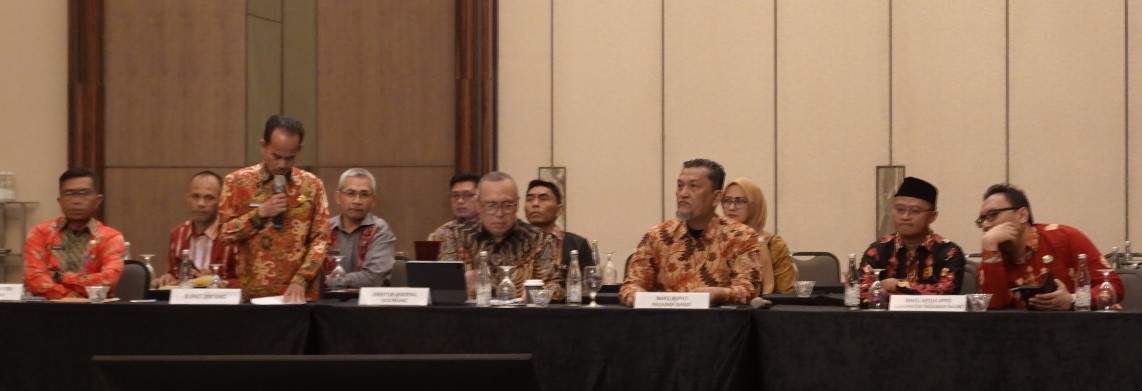 Bupati Sintang memaparkan RDTR Perkotaan Kelam 2025–2044 kepada Kementerian ATR/BPN di Jakarta