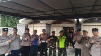 Kapolsek Jatiwangi AKP Rudy Djunardi memimpin pengamanan perayaan Natal 2025 jemaat GPDI Jatiwangi