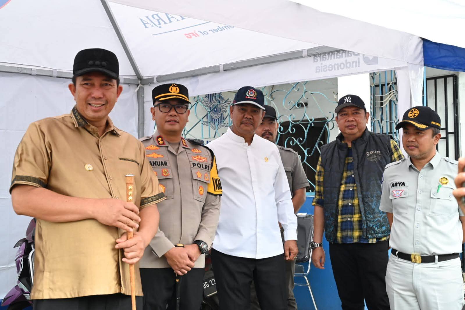 Wali Kota Pagar Alam Ludi Oliansyah meninjau Posko Pengamanan Natal 2025 dan Tahun Baru 2026