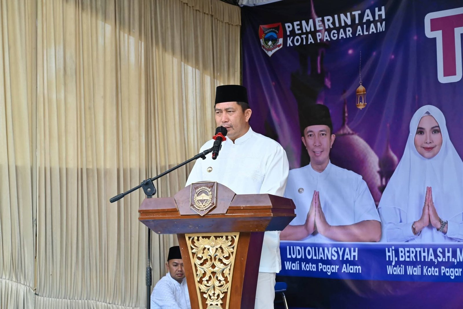 Wali Kota Ludi Oliansyah Ajak Masyarakat Bermuhasabah dan Perkuat Kepedulian Sosial IMG 20251231 WA0015