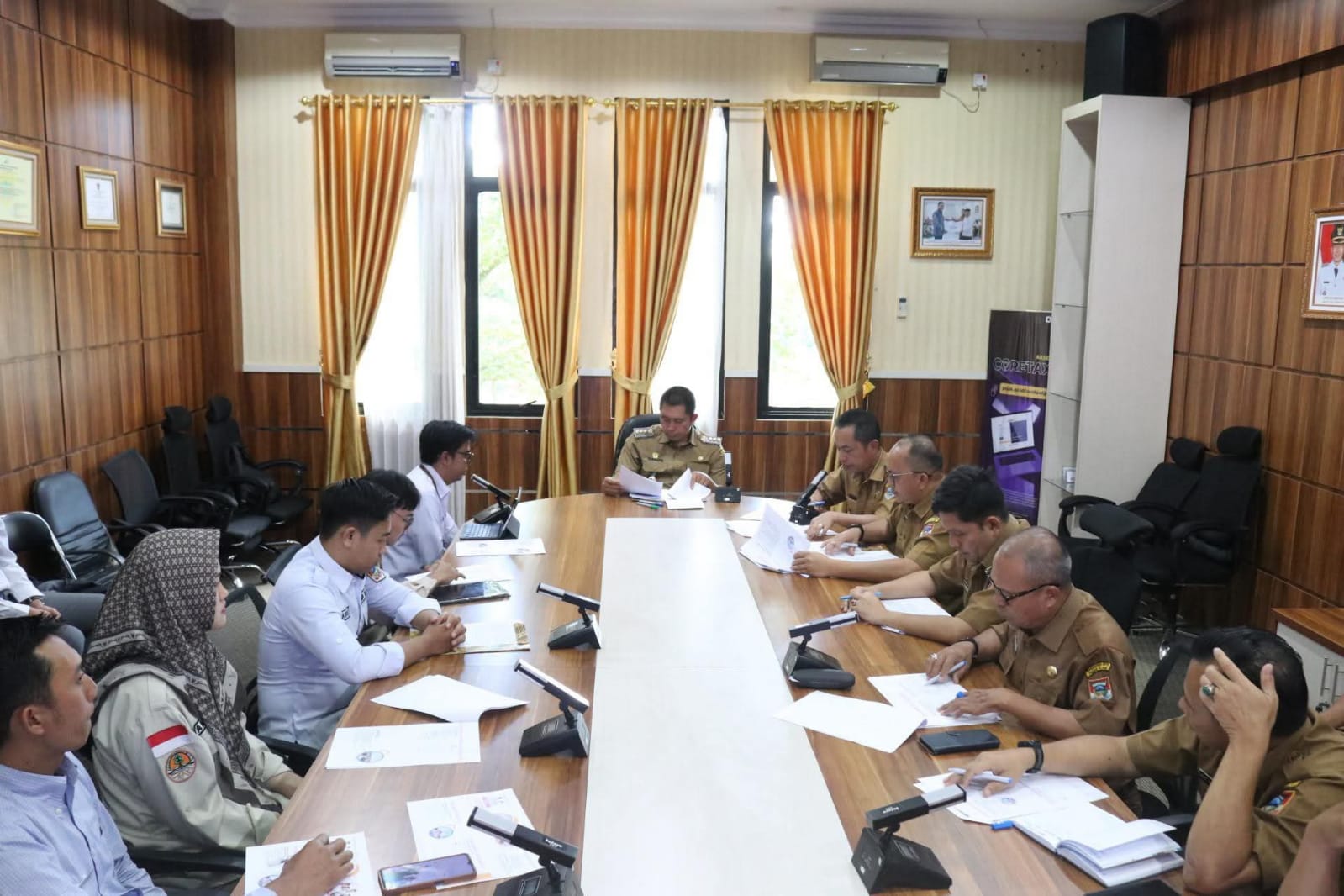 Wali Kota Pagar Alam Ludi Oliansyah menerima audiensi BKPSDM dan honorer non database