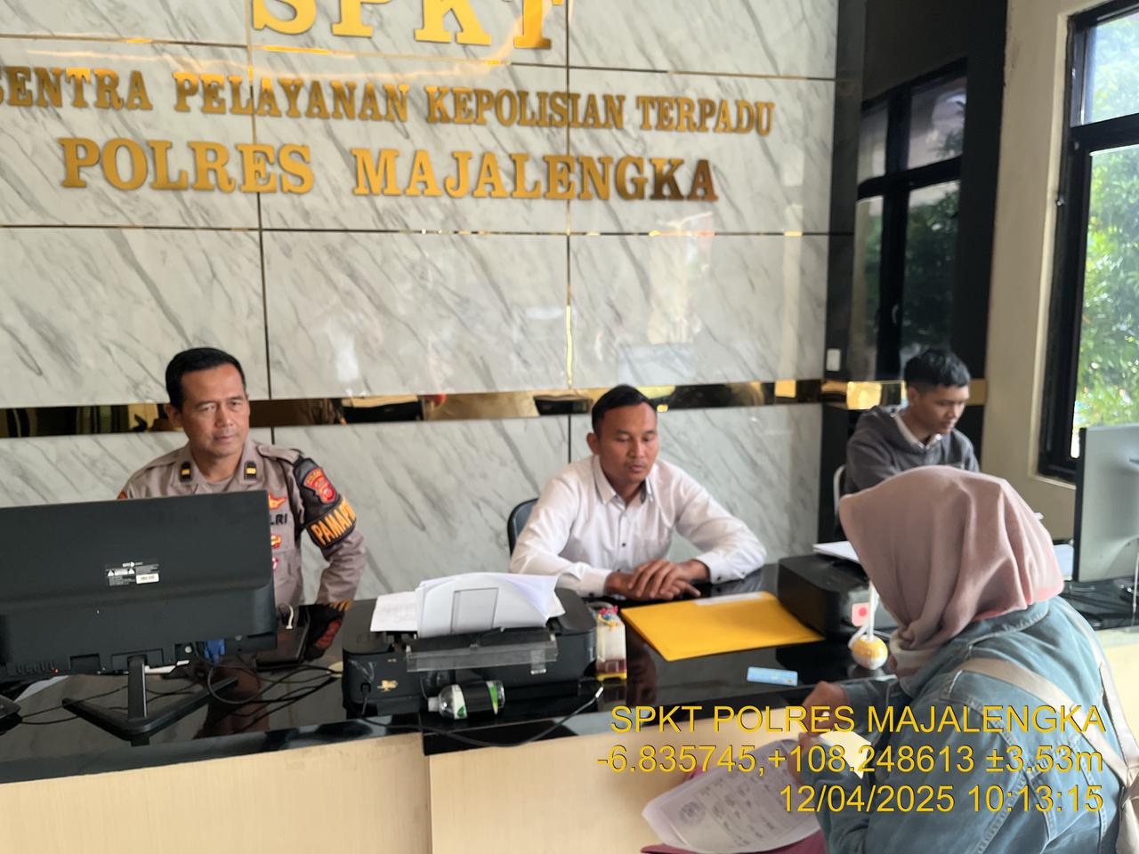 SPKT Polres Majalengka menerima laporan kehilangan akta kelahiran warga