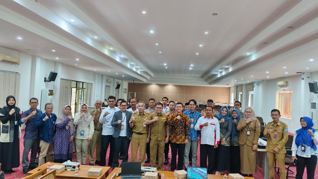 Penguatan Kolaborasi dan Peran Instansi Pelayanan Publik WhatsApp Image 2025 12 10 at 09.34.30