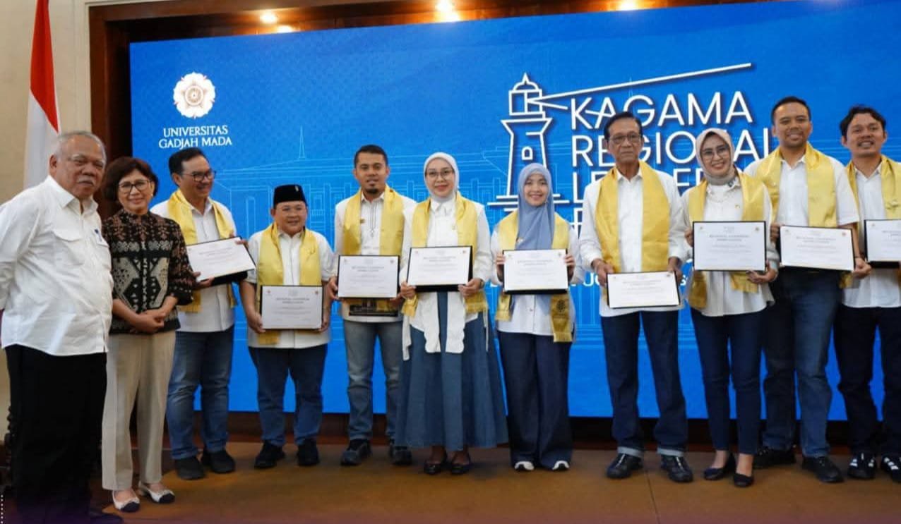 Wakil Wali Kota Pagar Alam Hj. Bertha meraih Regional Champion Appreciation. Wakil Wali Kota Pagar Alam Hj. Bertha meraih Regional Champion Appreciation.