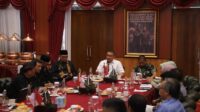 Pemerintah Kabupaten Bogor menyiapkan RPH berstandar tinggi dan bersertifikat halal untuk memperkuat keamanan pangan dan memastikan masyarakat mendapatkan daging yang berkualitas dan aman.