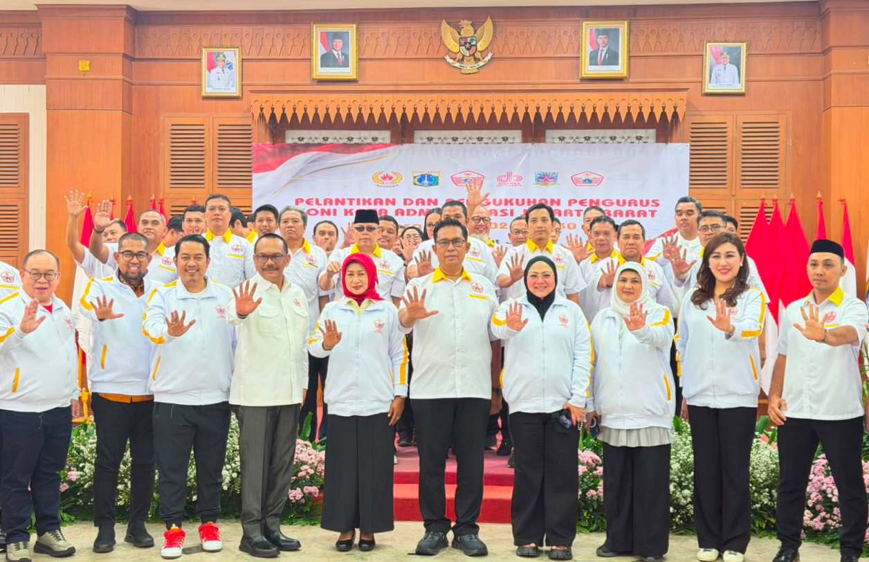 Dr. Agus Ramdani, S.Sos., M.A.P. resmi dilantik sebagai Ketua Umum KONI Kota Administrasi Jakarta Barat periode 2026–2030, Kamis (30/7/2026).