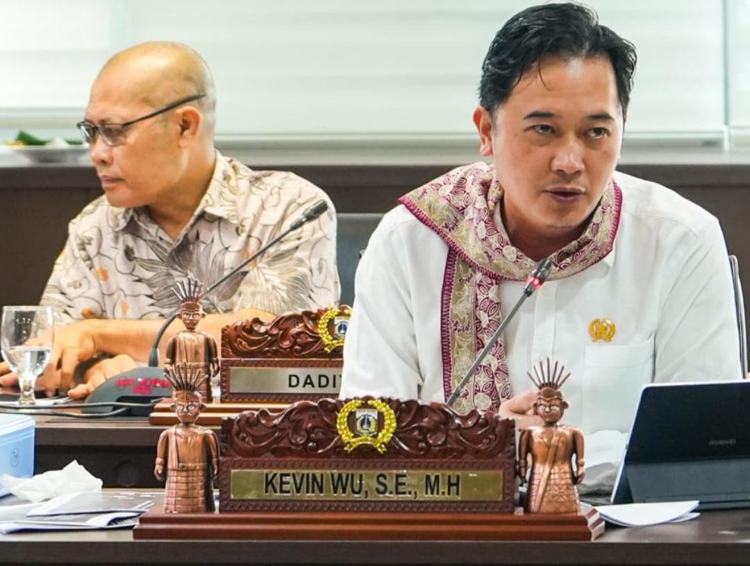 Anggota Komisi A DPRD Provinsi DKI Jakarta dari Fraksi PSI, Kevin Wu, meminta pemberantasan peredaran obat keras seperti tramadol