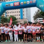 Ribuan warga Jakarta Barat antusias mengikuti Fun Run Wali Kota Jakarta Barat 2026. Kegiatan tersebut tidak hanya menjadi ajang olahraga