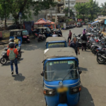 Parkir liar dan PKL di kawasan season city