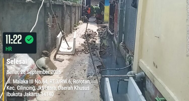 Proyek pembangunan saluran U-Ditch di Jalan Malaka III No. 64, RT 03/RW 06, Kelurahan Rorotan, Kecamatan Cilincing, Jakarta Utara