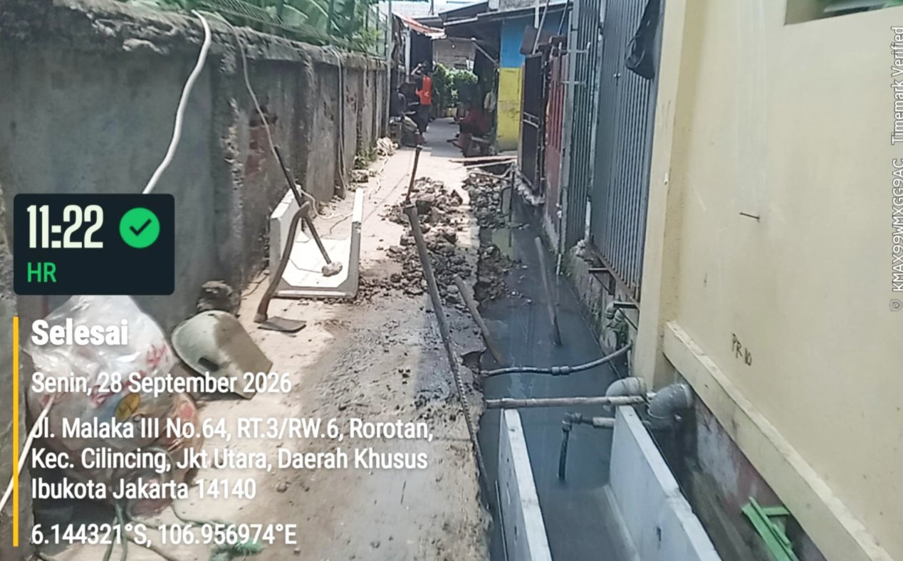 Proyek pembangunan saluran U-Ditch di Jalan Malaka III No. 64, RT 03/RW 06, Kelurahan Rorotan, Kecamatan Cilincing, Jakarta Utara
